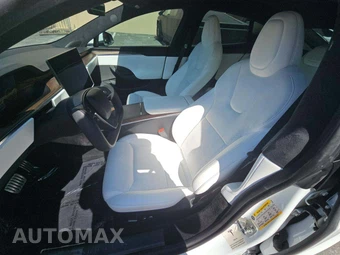 2022 Tesla Model S - miniatura 3