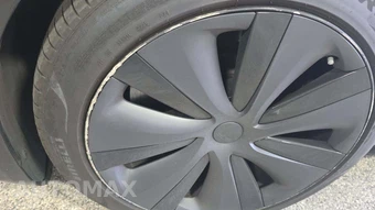 2022 Tesla Model S Plaid - miniatura 21