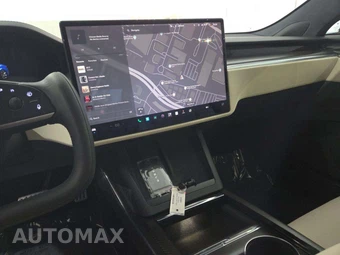 2022 Tesla Model S Plaid - miniatura 10