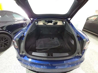 2022 Tesla Model S Plaid - miniatura 14