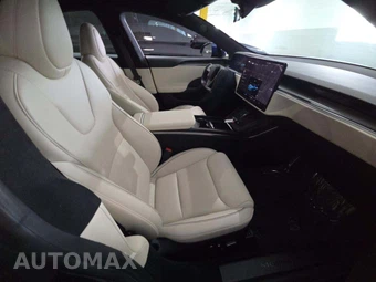 2022 Tesla Model S Plaid - miniatura 18