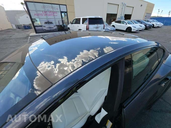 2022 Tesla Model S Plaid - miniatura 12