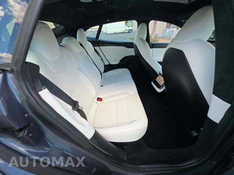 2022 Tesla Model S Plaid - miniatura 16