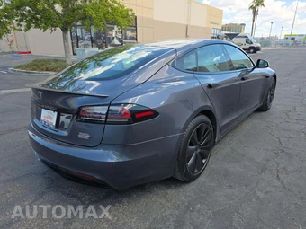 2022 Tesla Model S Plaid - miniatura 3