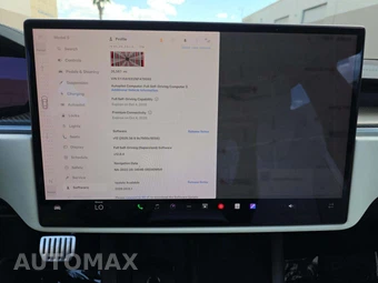 2022 Tesla Model S Plaid - miniatura 9