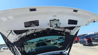 2022 Tesla Model S Plaid – miniatura 23