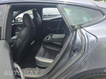 2022 Tesla Model S Plaid – miniatura 13