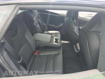 2022 Tesla Model S Plaid – miniatura 16