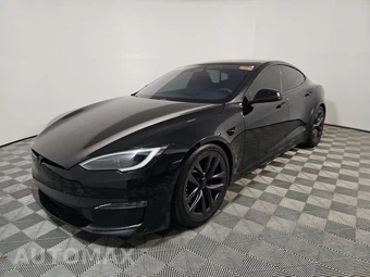 2022 Tesla Model S Plaid