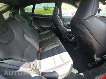 2022 Tesla Model S Plaid - miniatura 15