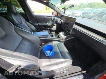 2022 Tesla Model S Plaid - miniatura 17