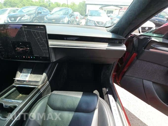 2022 Tesla Model S Plaid - miniatura 18