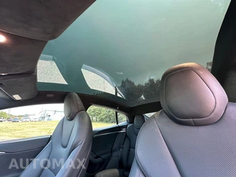 2022 Tesla Model S Plaid - miniatura 10