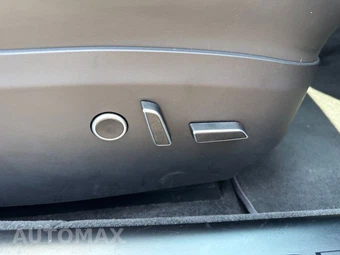 2022 Tesla Model S Plaid - miniatura 23