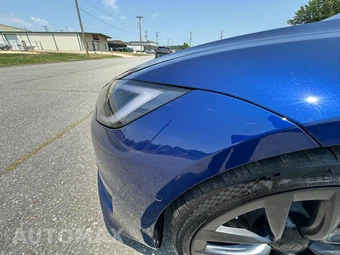 2022 Tesla Model S Plaid - miniatura 33