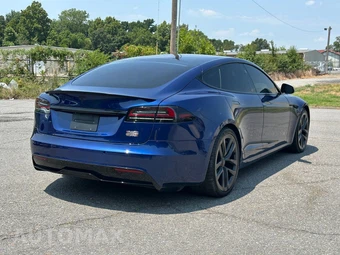 2022 Tesla Model S Plaid - miniatura 5