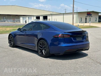 2022 Tesla Model S Plaid - miniatura 7