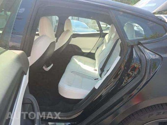 2022 Tesla Model S Plaid - miniatura 13