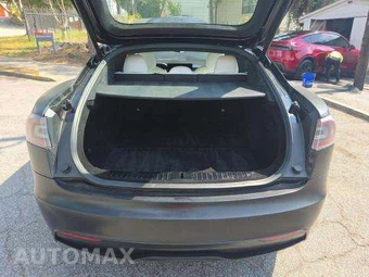 2022 Tesla Model S Plaid - miniatura 14