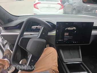 2022 Tesla Model S Plaid – miniatura 11