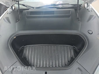 2022 Tesla Model S Plaid – miniatura 15