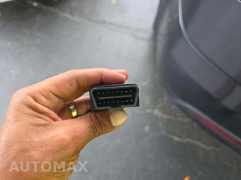2022 Tesla Model S Plaid - miniatura 33