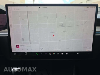 2022 Tesla Model X – miniatura 22