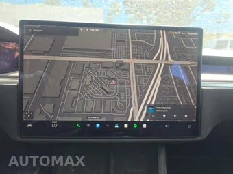 2022 Tesla Model X – miniatura 10