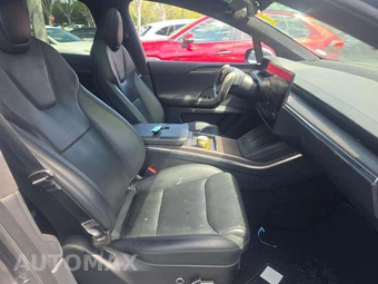 2022 Tesla Model X – miniatura 19