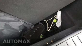 2022 Tesla Model X - miniatura 20