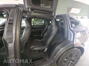2022 Tesla Model X - miniatura 13