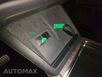 2022 Tesla Model X - miniatura 8