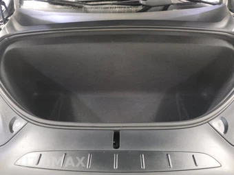2022 Tesla Model X - miniatura 16