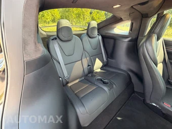 2022 Tesla Model X – miniatura 15