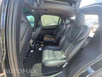 2022 Tesla Model X – miniatura 13