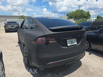 2022 Tesla Model X – miniatura 2