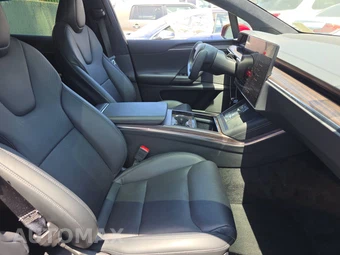 2022 Tesla Model X - miniatura 8