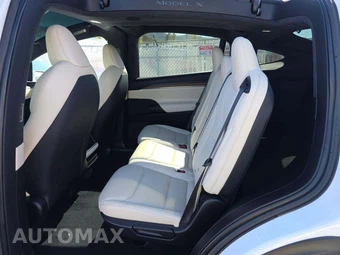 2022 Tesla Model X – miniatura 13
