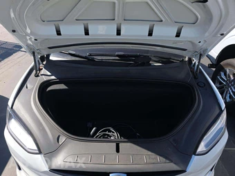 2022 Tesla Model X – miniatura 25