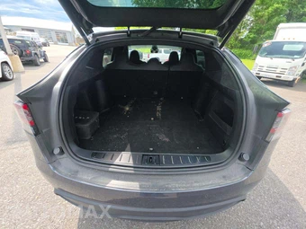 2022 Tesla Model X – miniatura 11