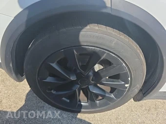 2022 Tesla Model X – miniatura 10