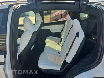 2022 Tesla Model X – miniatura 16