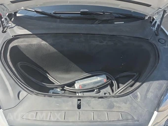 2022 Tesla Model X – miniatura 18
