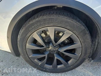 2022 Tesla Model X – miniatura 8