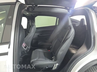 2022 Tesla Model X Plaid - miniatura 13