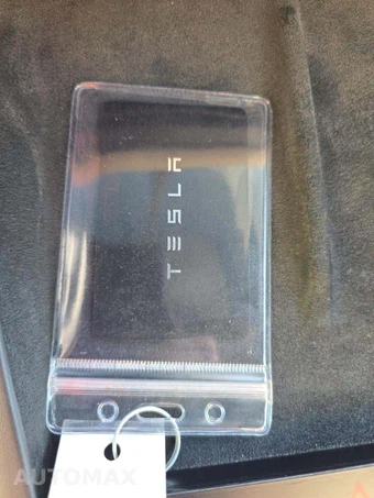 2022 Tesla Model X Plaid - miniatura 8