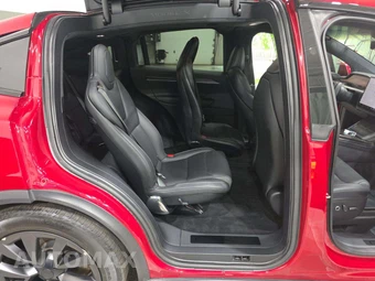 2022 Tesla Model X Plaid – miniatura 17