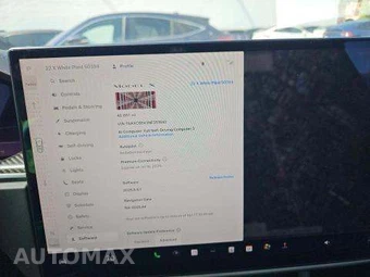 2022 Tesla Model X Plaid – miniatura 10