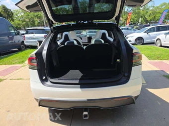 2022 Tesla Model X Plaid - miniatura 15