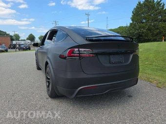 2022 Tesla Model X Plaid - miniatura 2